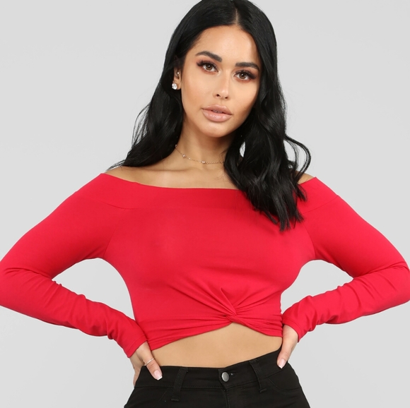 ♥Tag Me In Off Shoulder Top♥ - Picture 2 of 5